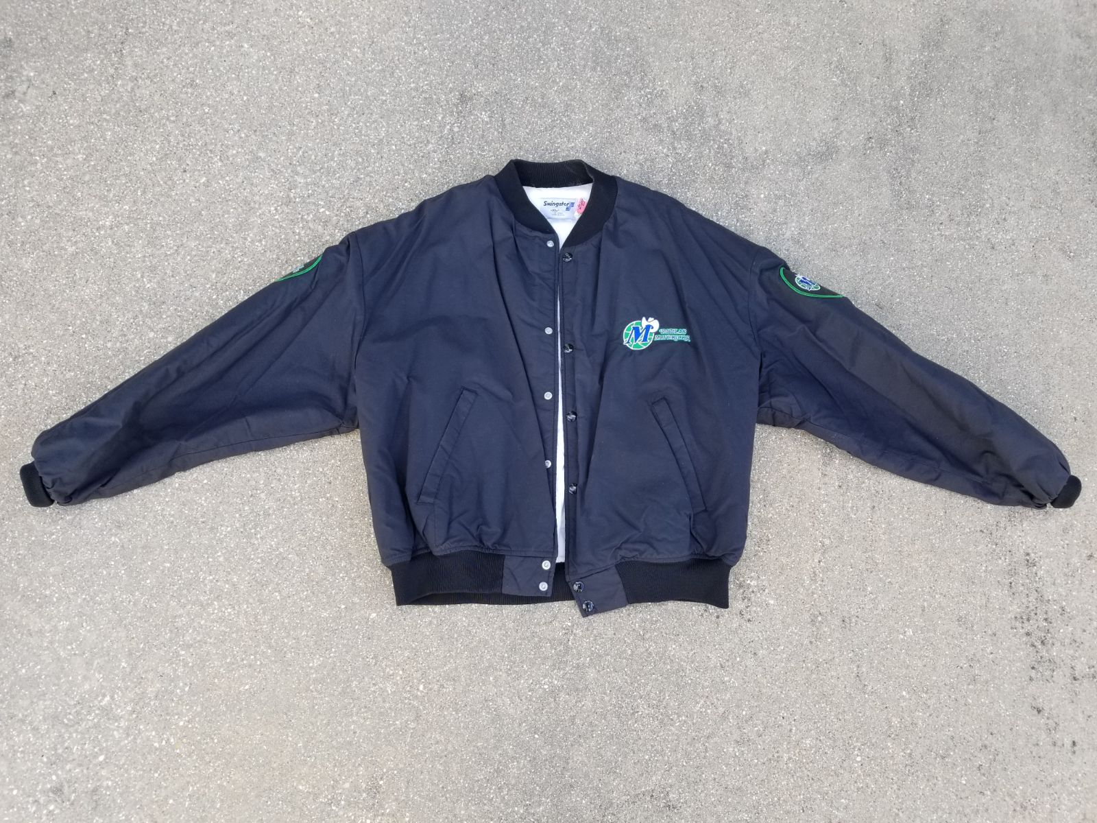 Vintage Dallas Mavericks jacket