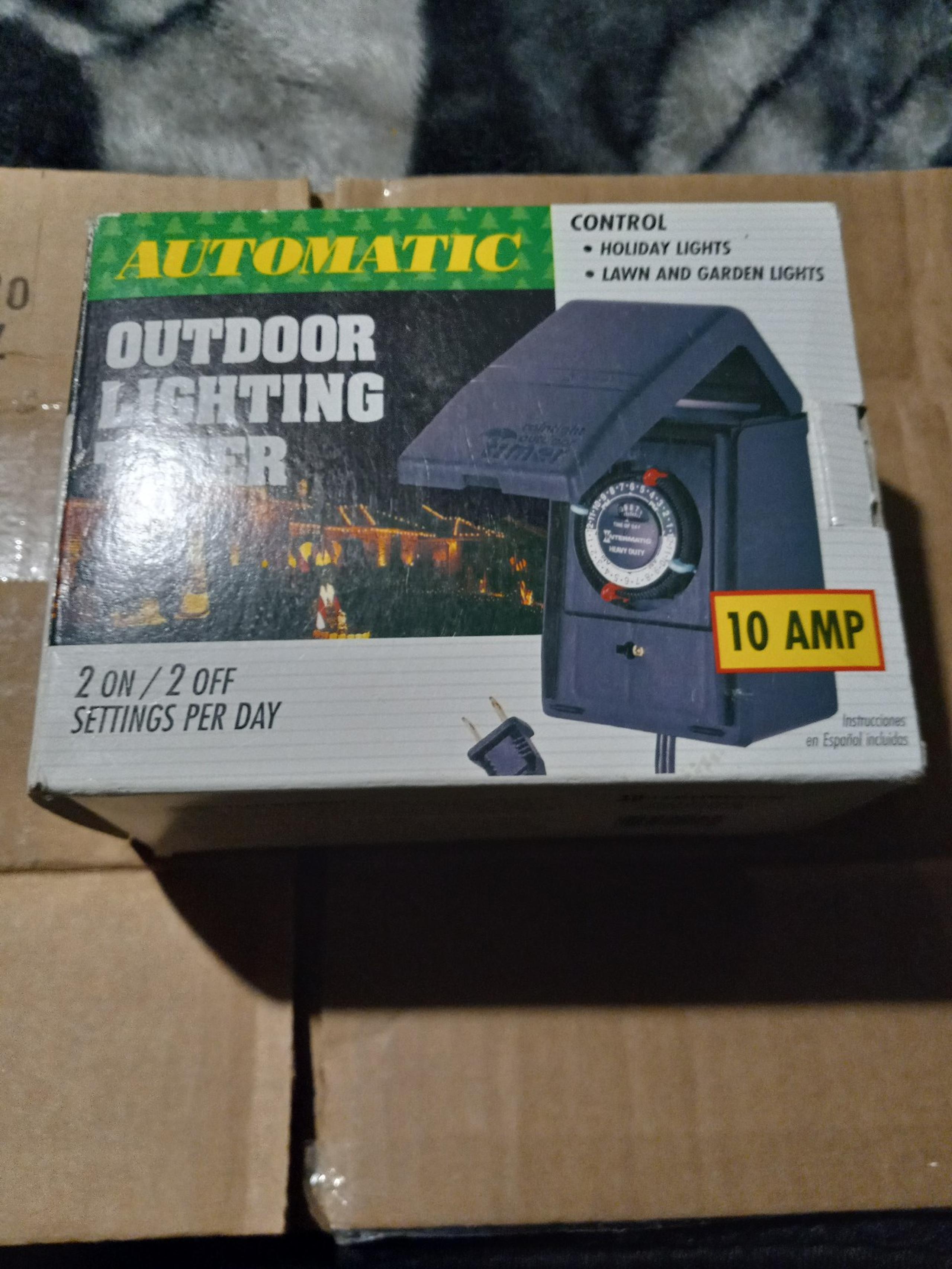 Outdoor lighting timer. Never used!