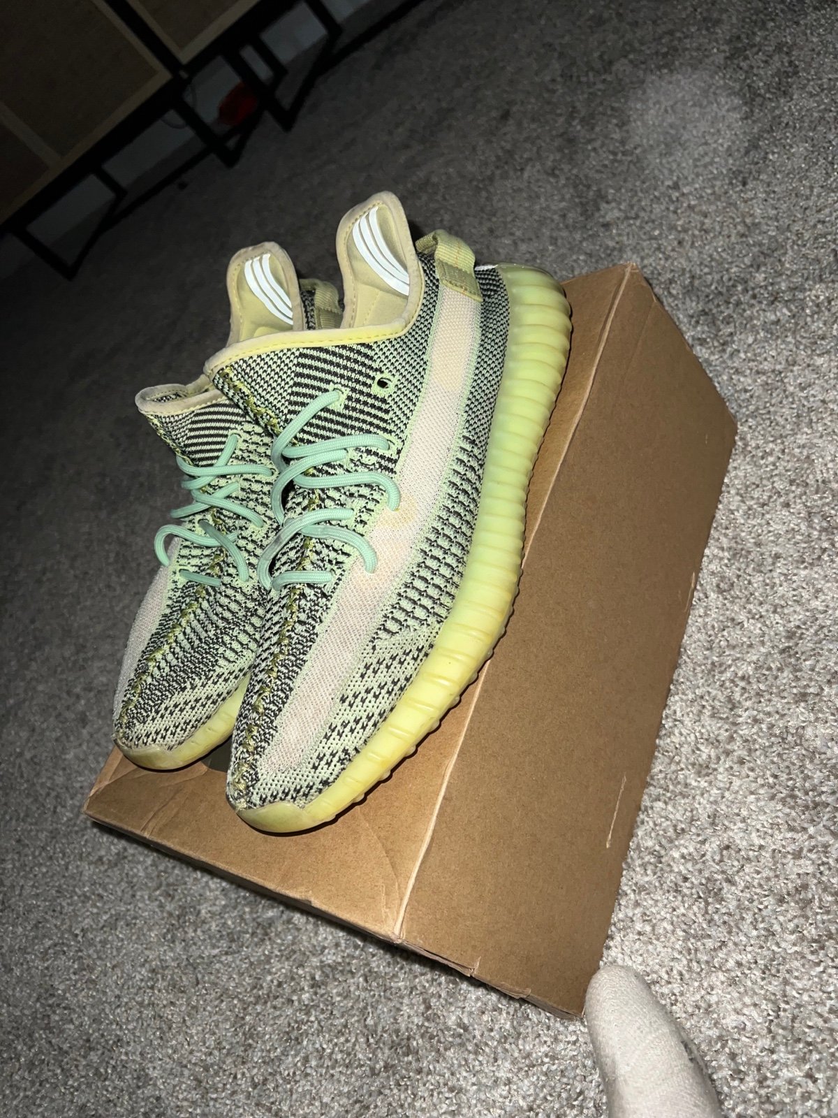 Yeezy Adidas Boost 350 V2 Yeezreel