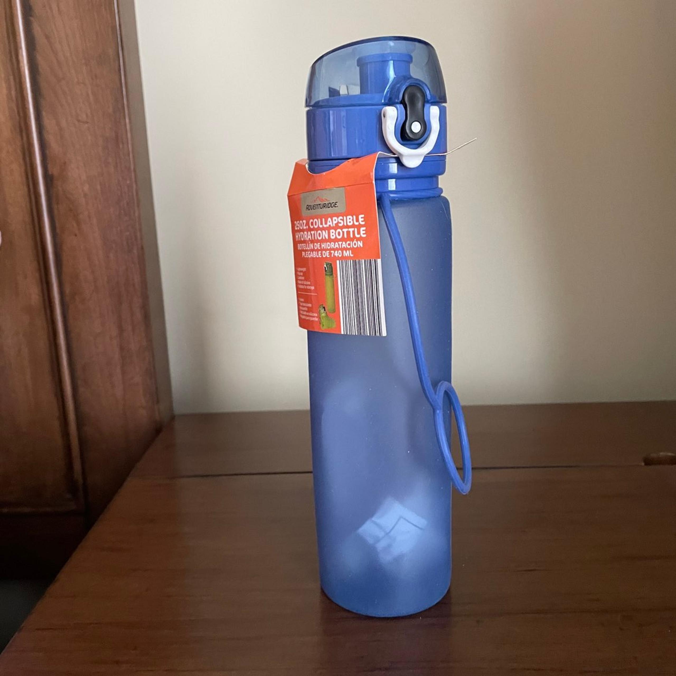 Anthropologie collapsible silicon water bottle