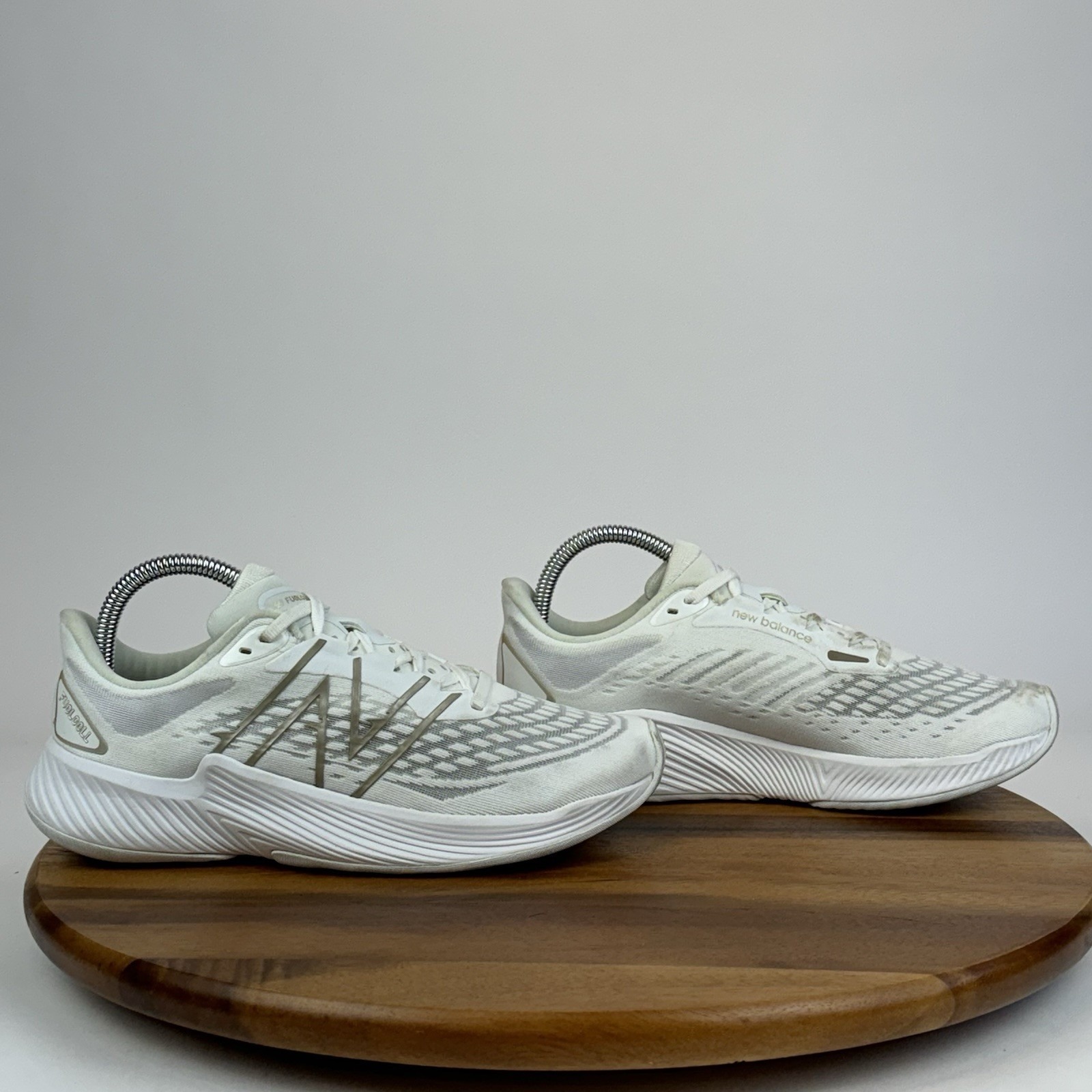 Womens New Balance Fuel Cell Prism V2 White Athletic Running Sneakers Size 8 B