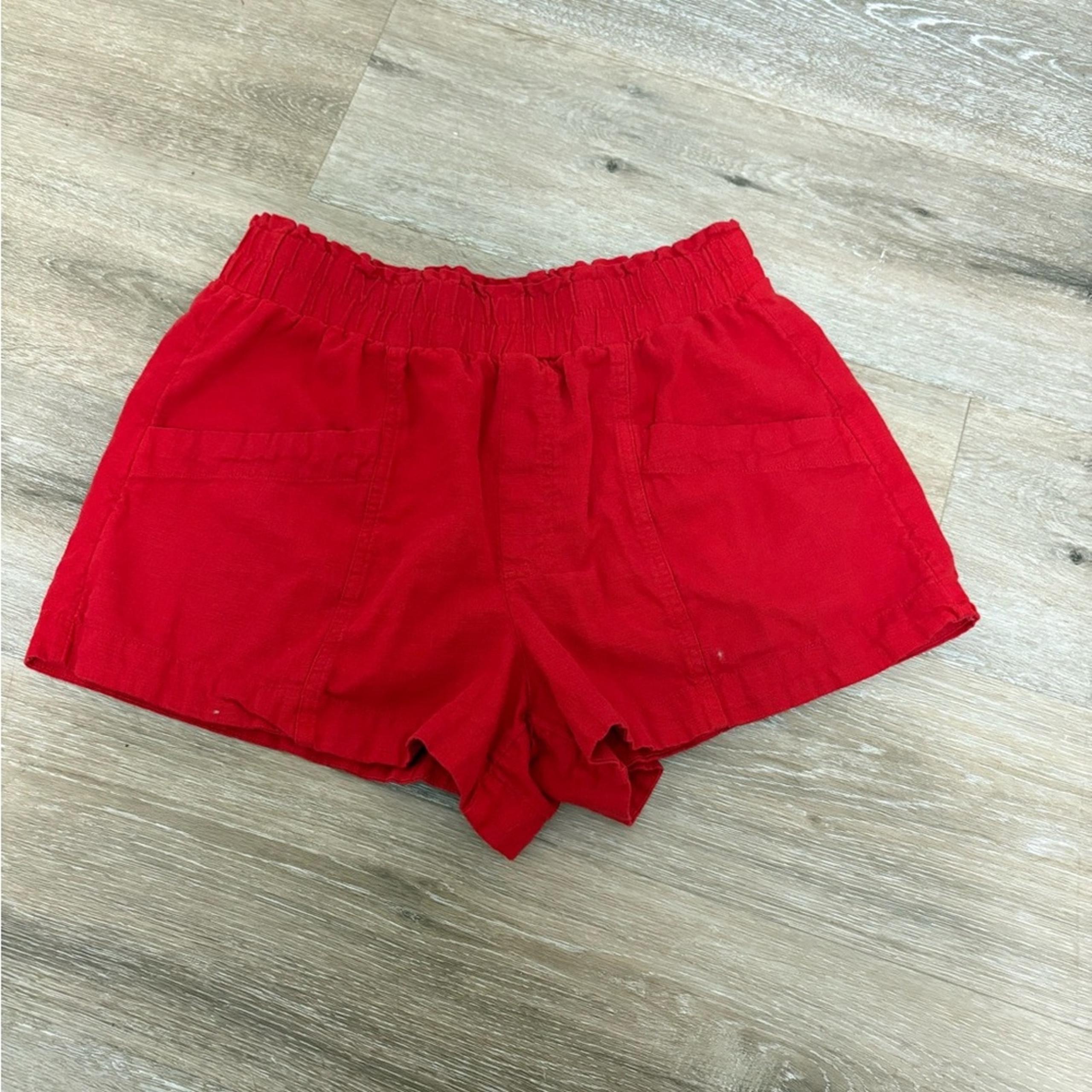 A New Day Women's Red Shorts with elastic Waistband Medium