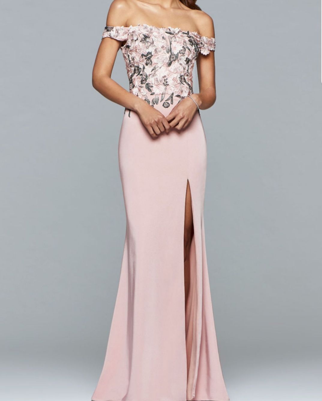 Faviana size 0 prom dress new wth tags