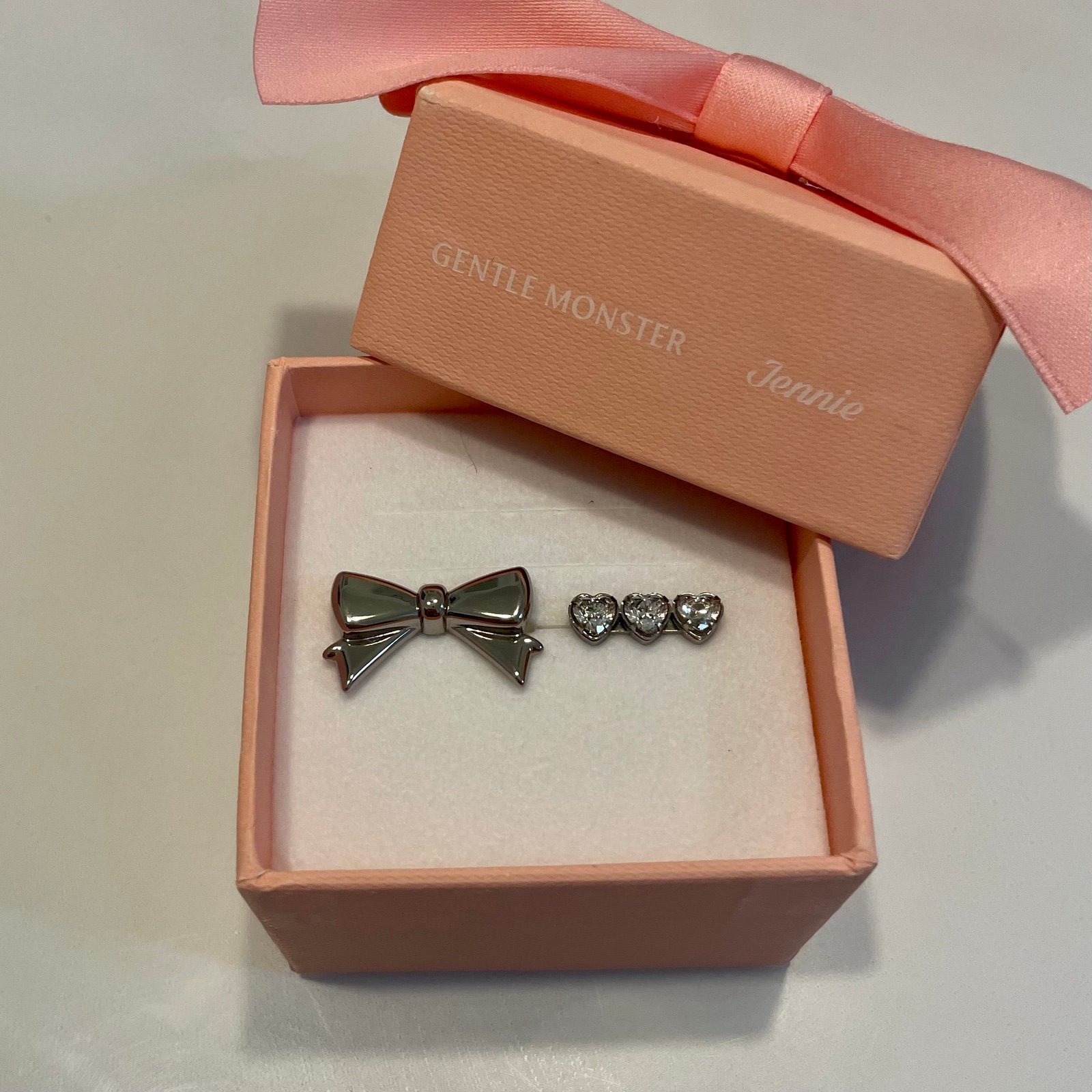 ■■Gentle Monster x Jennie■■Jentle Salon Aile チャーム♪ Gentle Monster x Jennie Jentle Salon Jem Charm NEW Limited