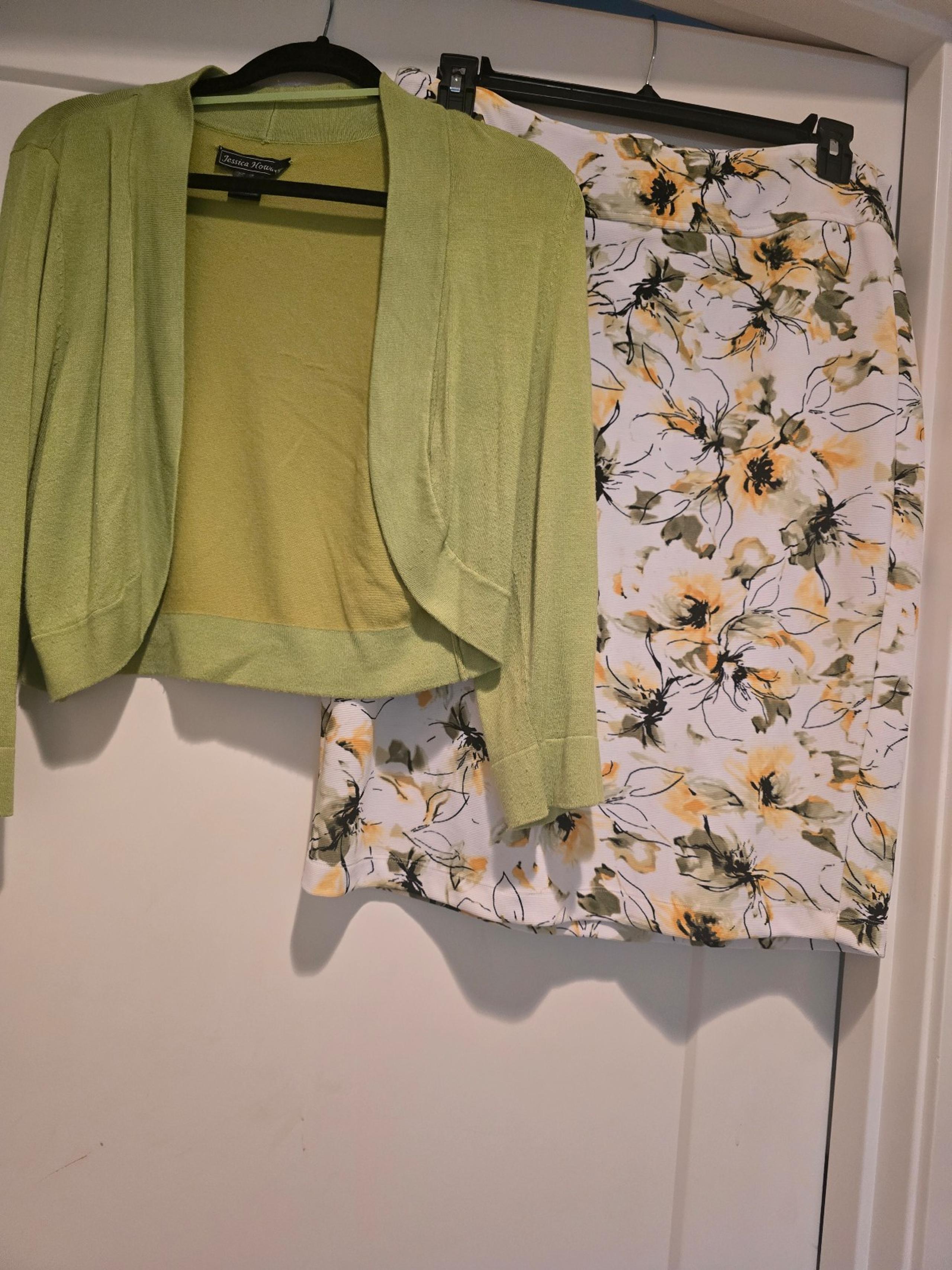 SOHO Apparel LTD Skirt/Jessica Howard Carnigan