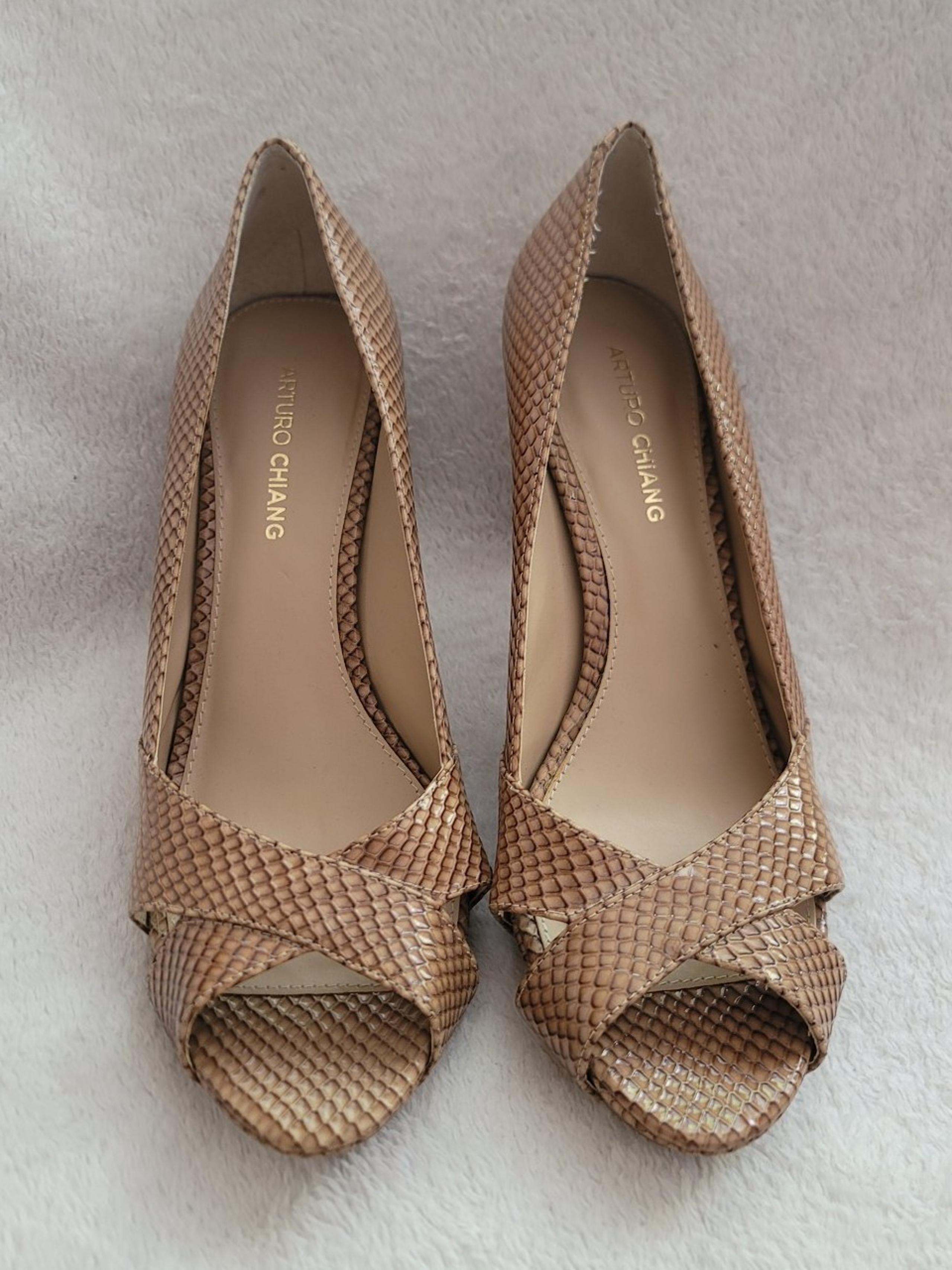 Arturo Chiang Textured Peep Toe Pumps Tan High Heel