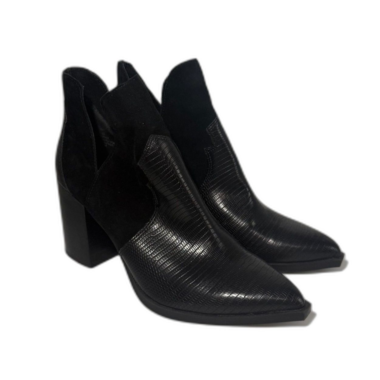 steve madden pointed toe boots