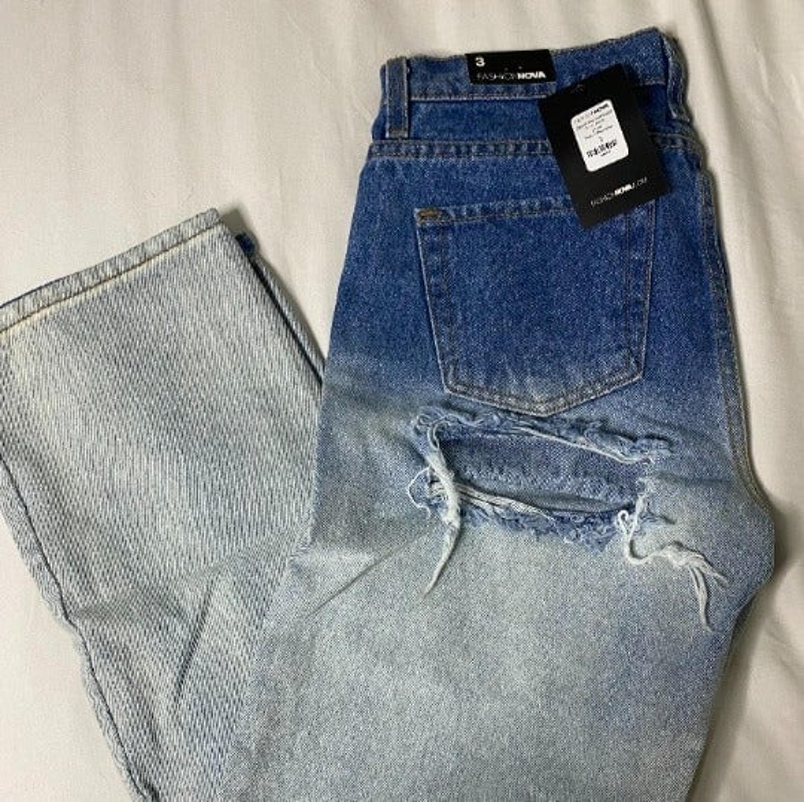 Fashion Nova Dipped And Distressed Boyfriend Jeans, Size 3