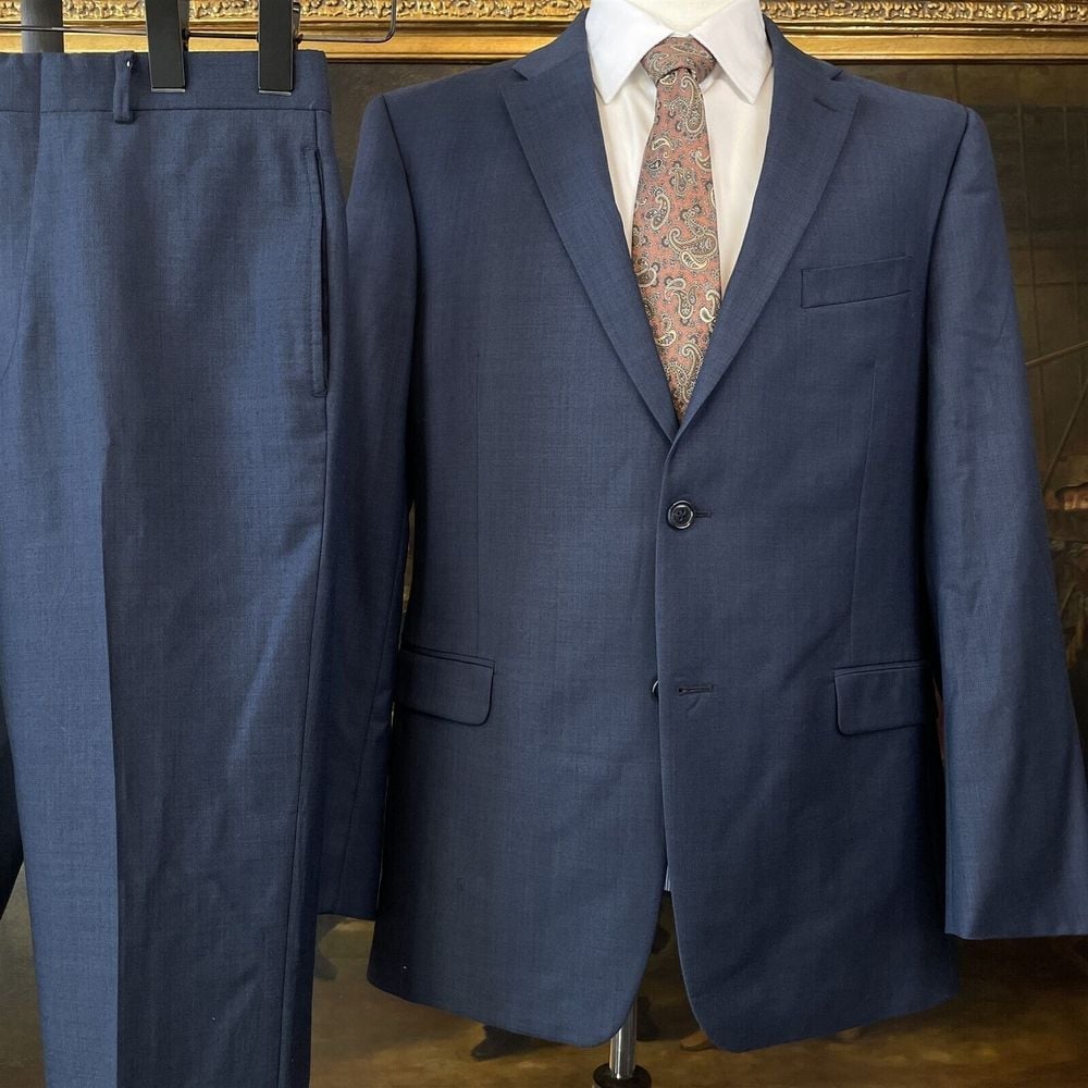 Tommy Hilfiger 42R 30 x 30 Dark Blue Gray 100% Worsted Wool Hopsack 2Btn Suit