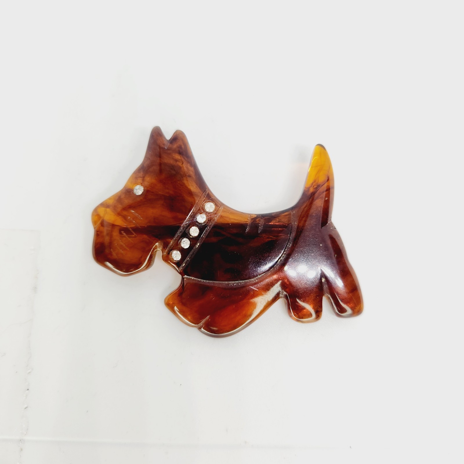 Bakelite Faux Tortoiseshell Root Beer Scottie Dog Terrier Brooch Pin Rhinestone
