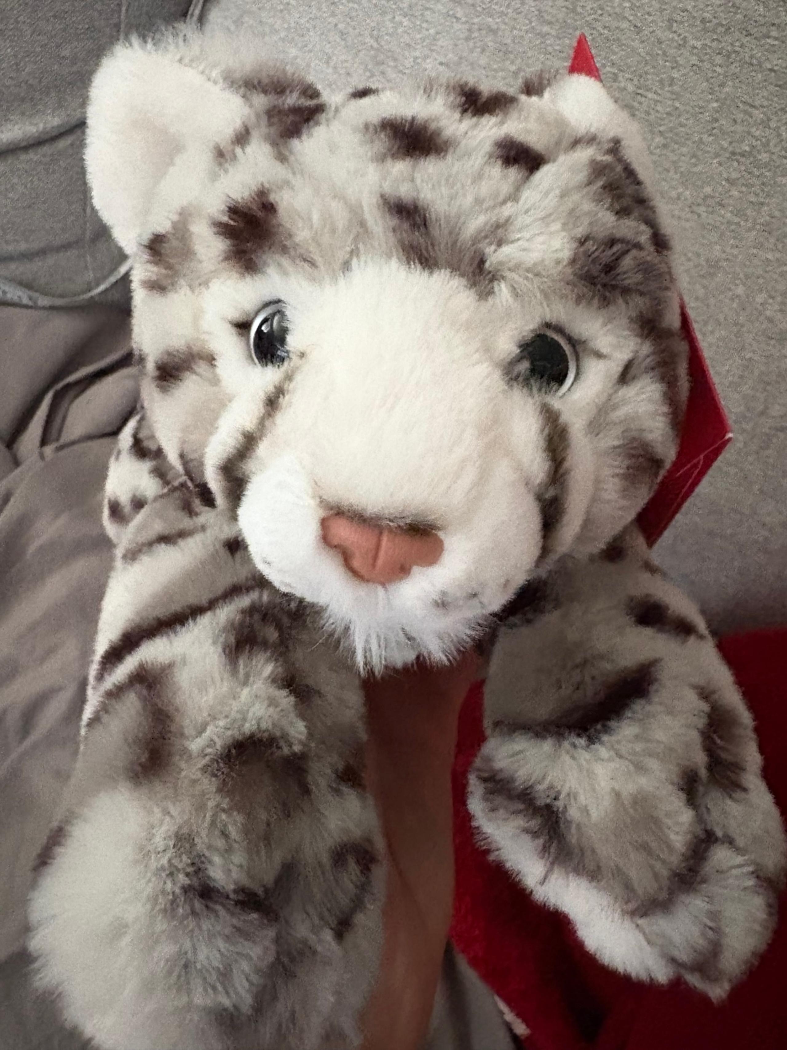 FAO Schwarz Snow Leopard BNWT