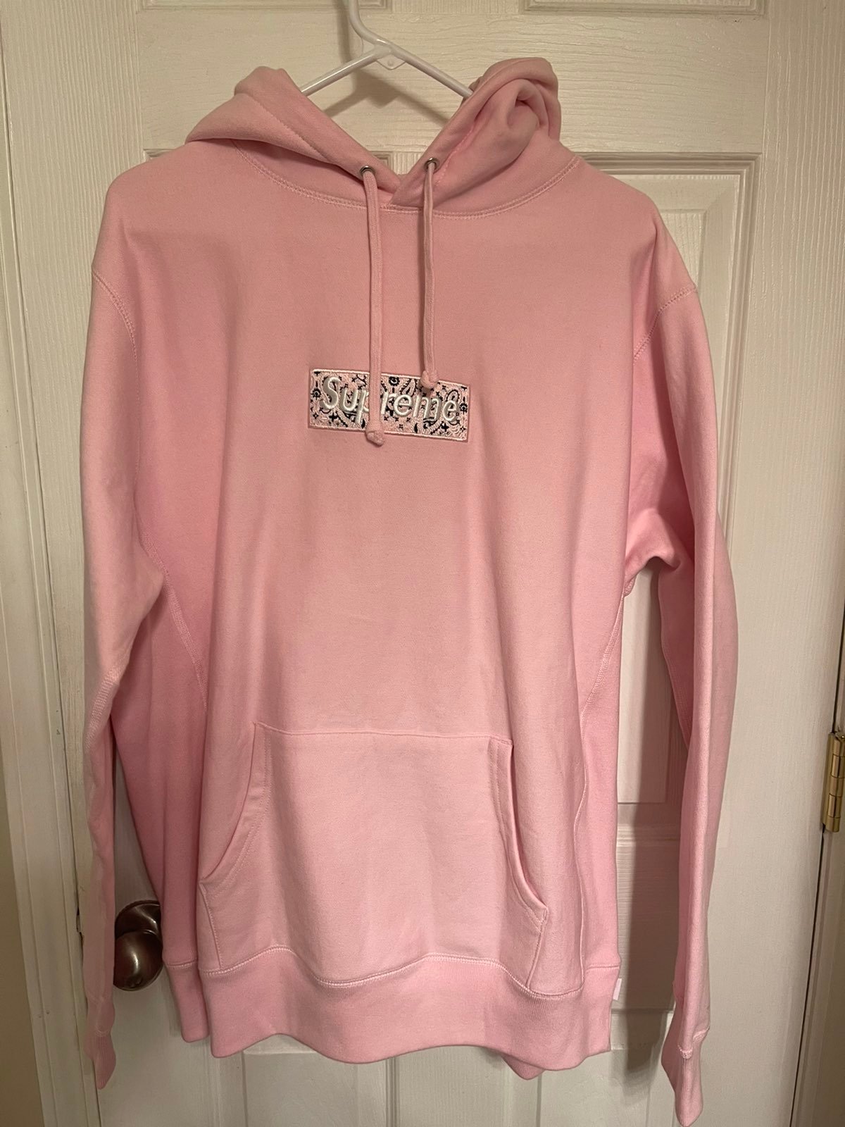 Supreme hoodie