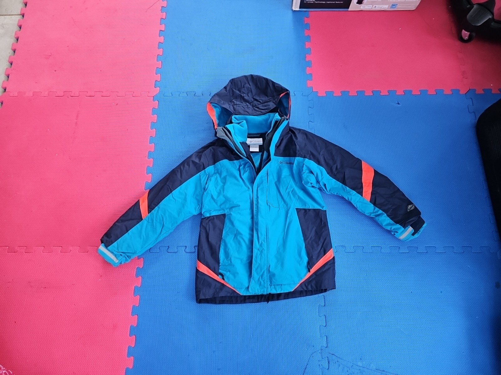 Columbia Interchange Omni 2 in 1 Jacket Size 10/12