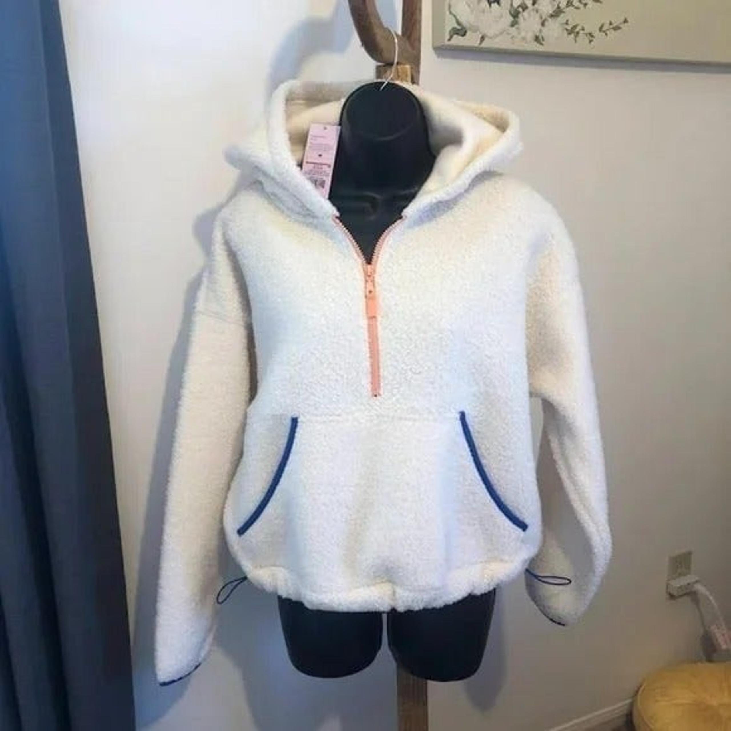 Fleece/Sherpa hoodie