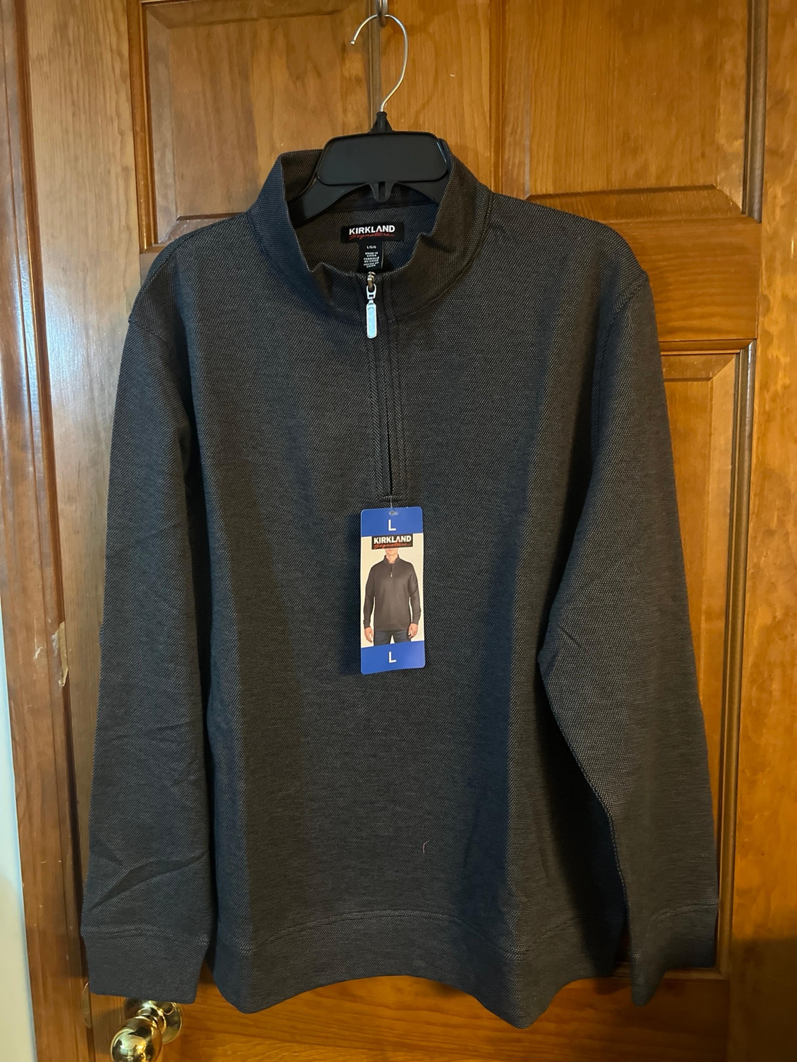New Kirkland Signature 1/4 ZIP Pullover  Mens L NWT