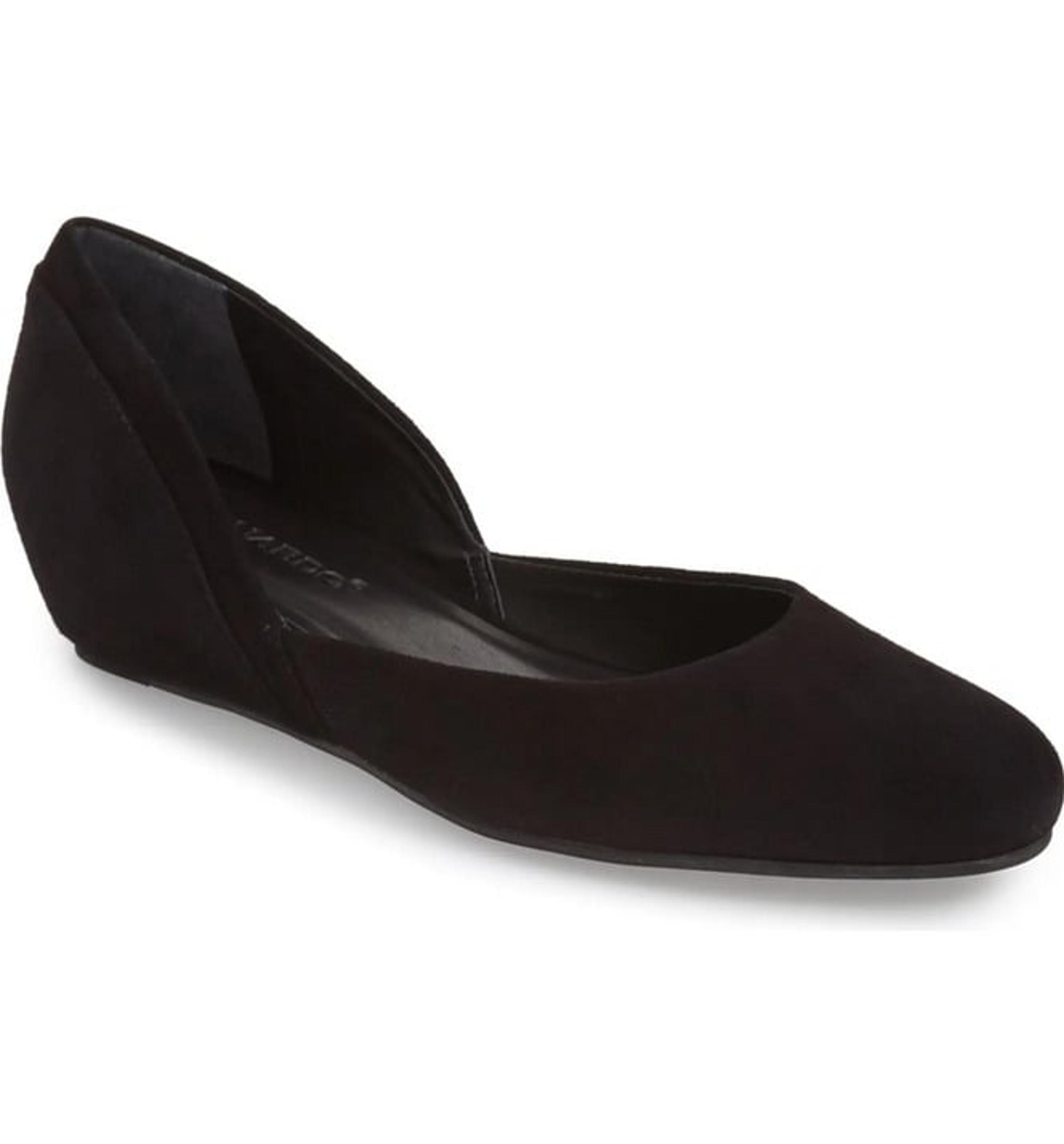 Bernardo Nakita black suede flats 7.5
