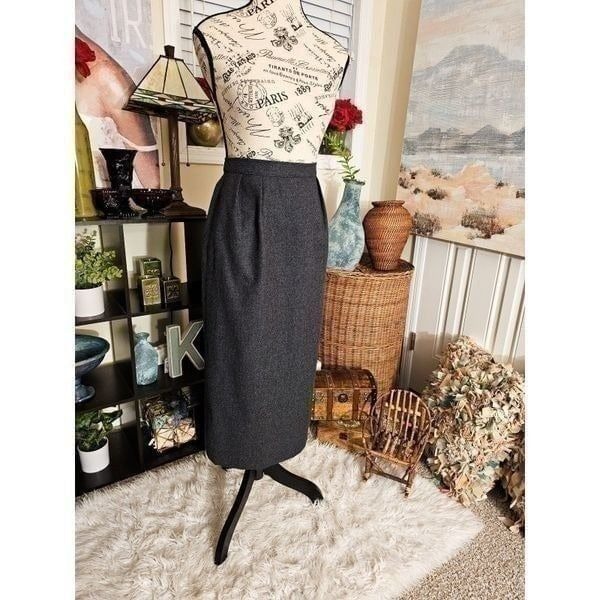 Vtg Narragansett Charcoal Grey 100% Wool Preppy A- Line Midi Skirt.