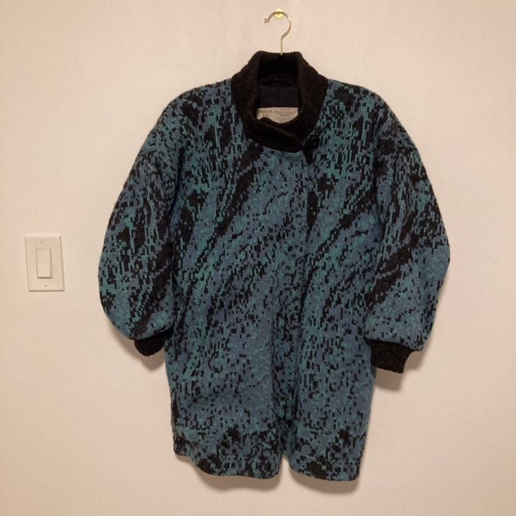 Vintage Icelandic wool sweater coat with abstract yarn design