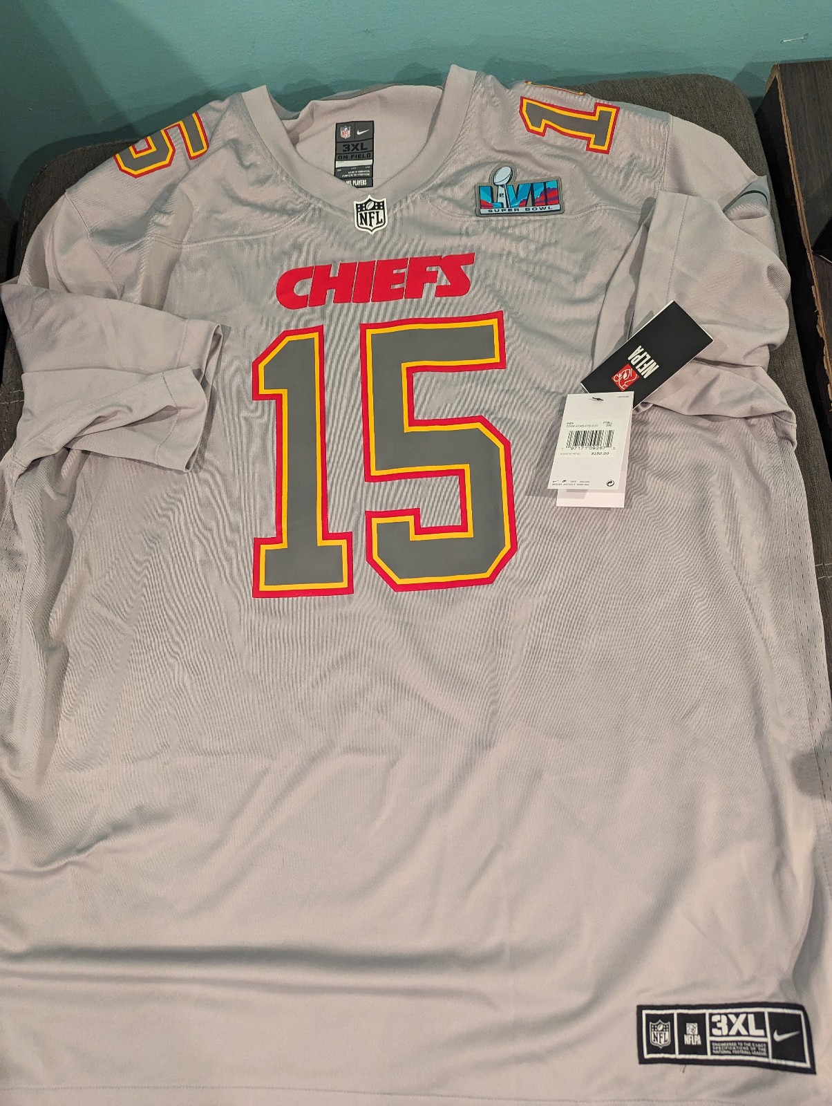 Nike Patrick Mahomes #15 Kansas City Chiefs Super Bowl 57 Jersey Gray 3XL 150!