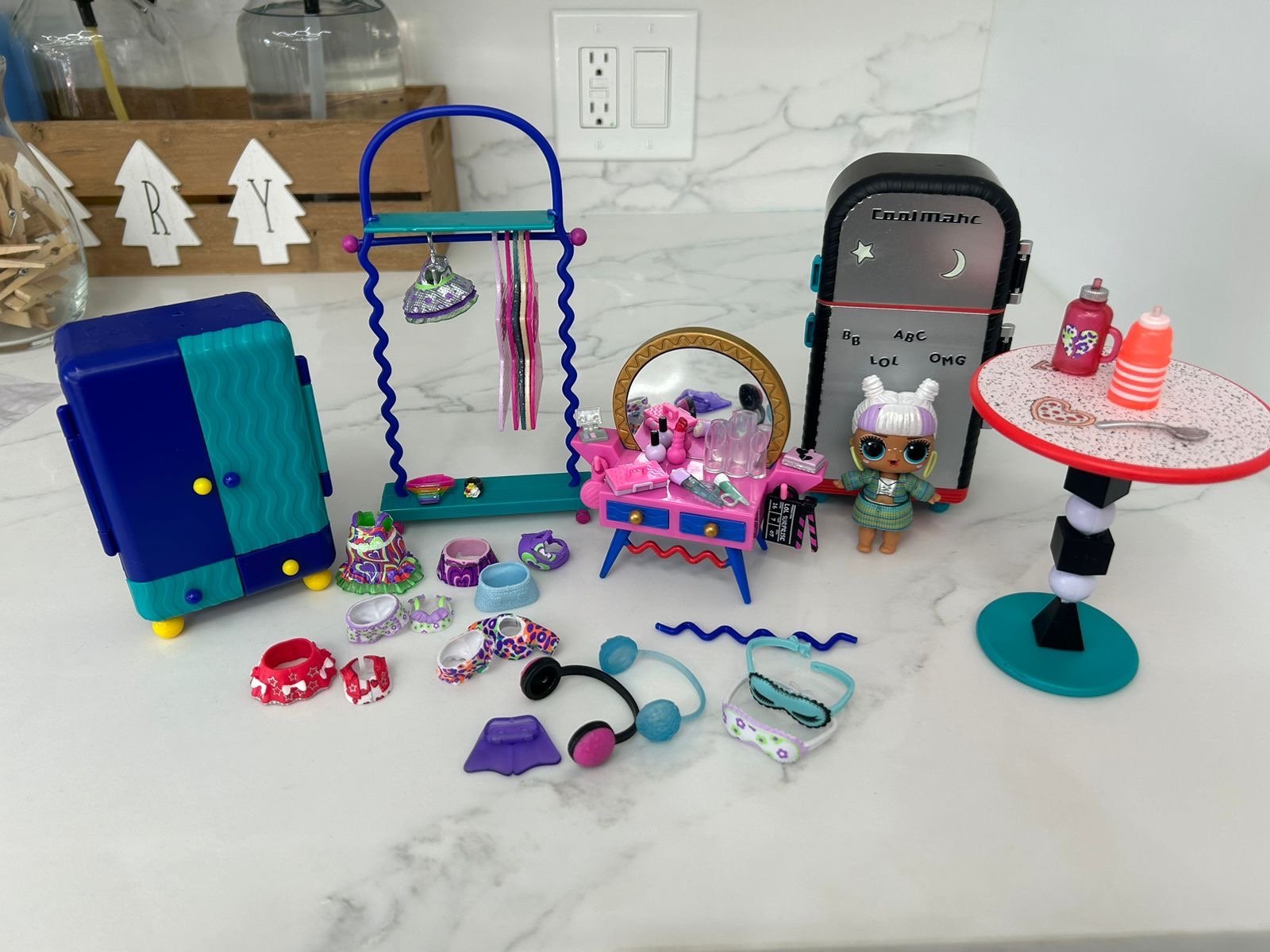 Lol surprise OMG doll mansion accessories