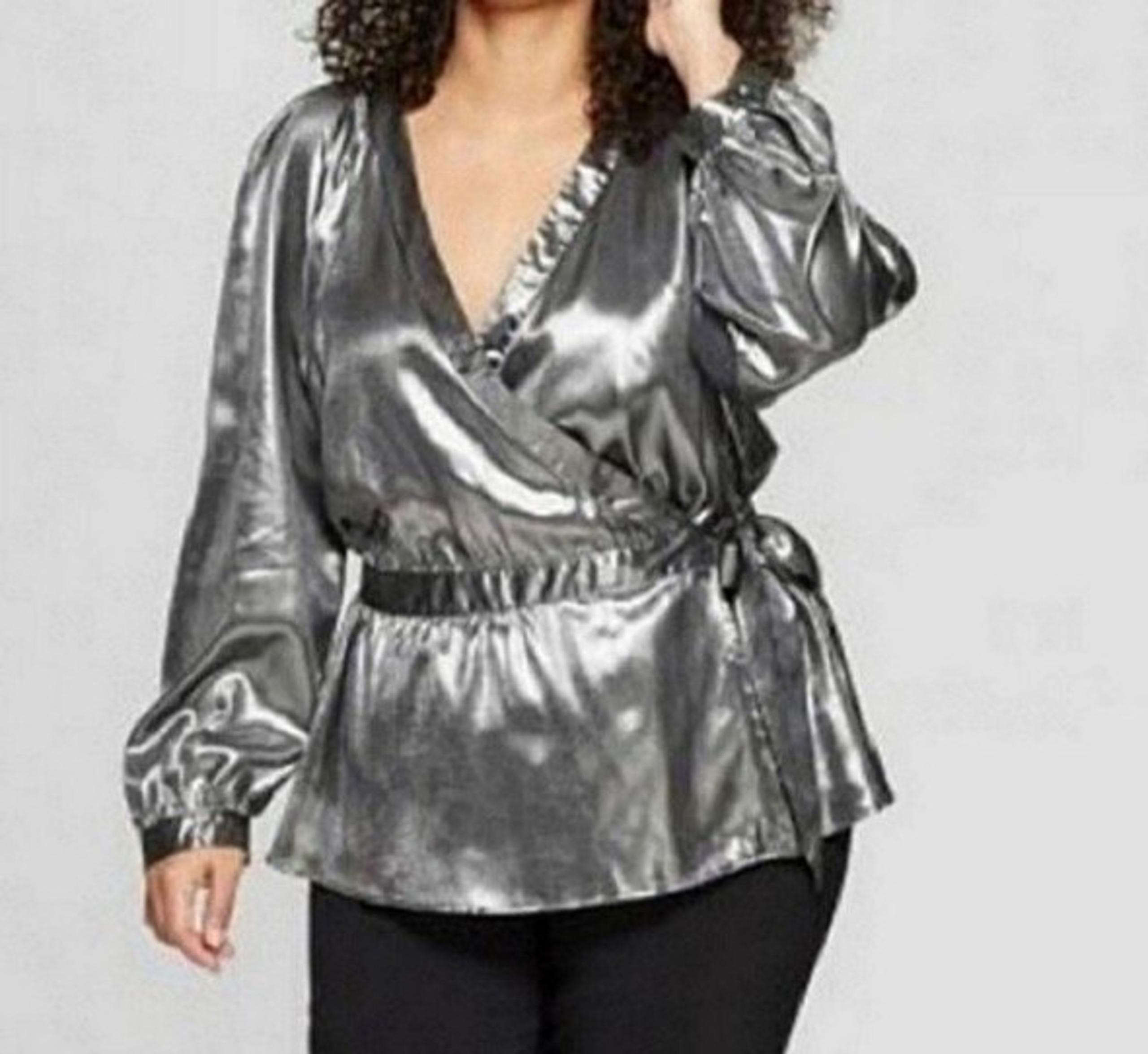 Nwot Who What Wear? Metallic wrap blouse 2x