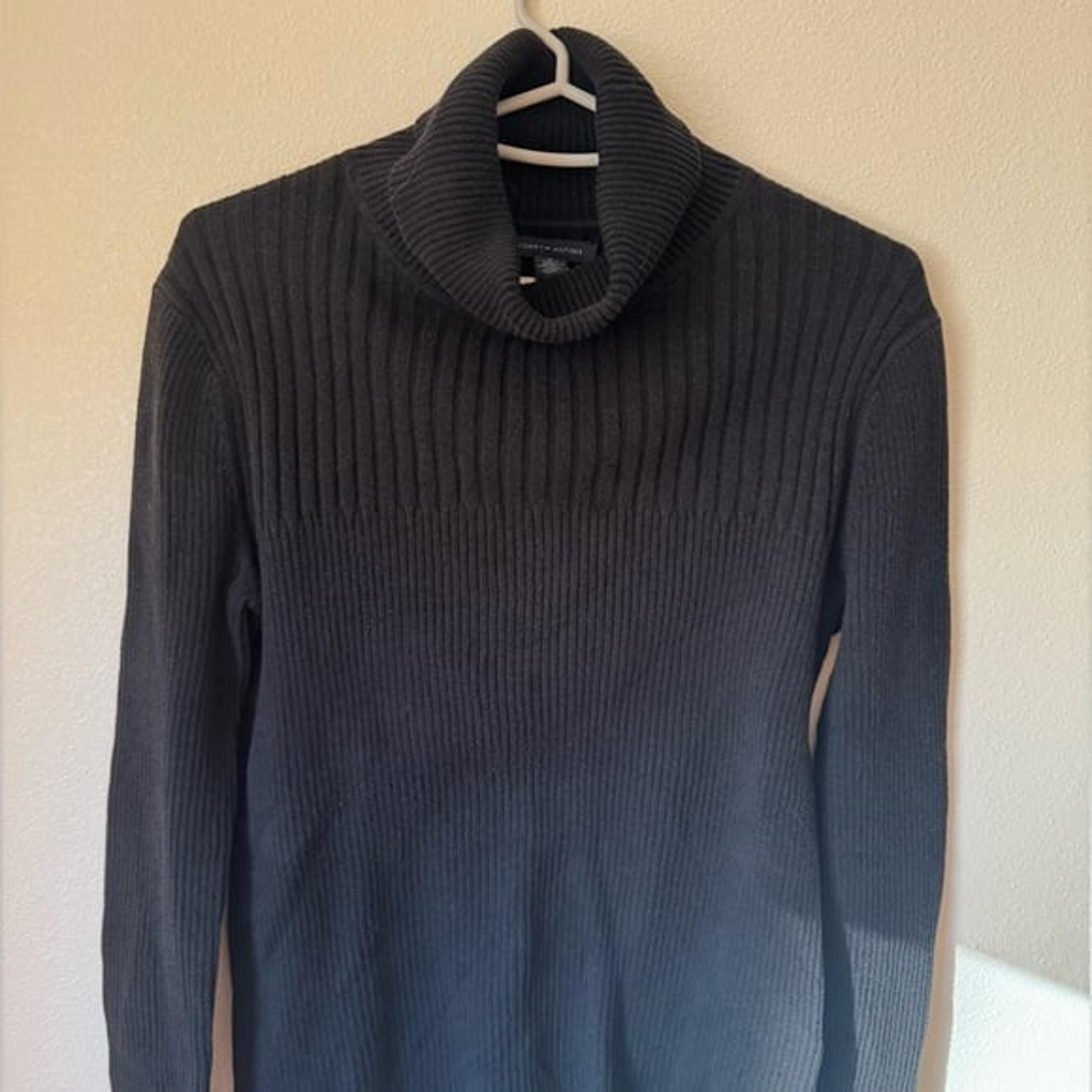 Black Ribbed Turtleneck Sweater |Medium | Fall & Winter Staple - Tommy Hilfiger