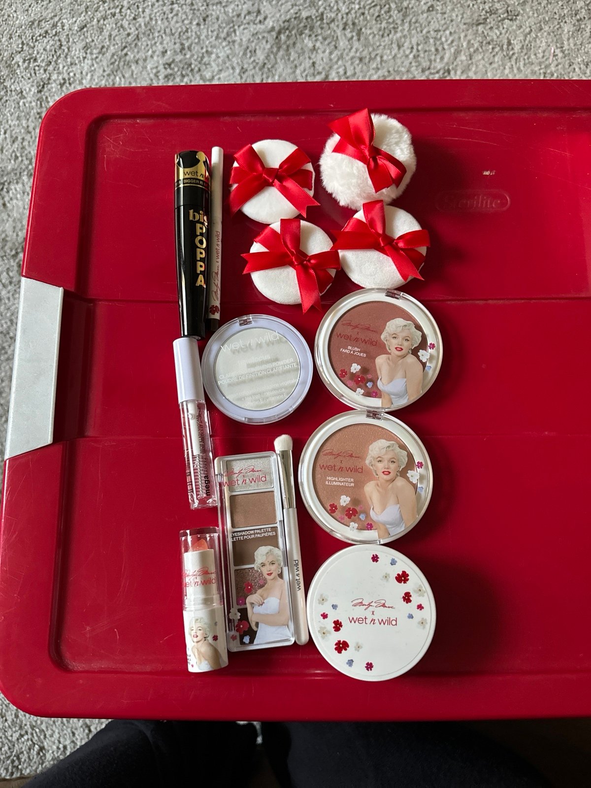 Wet N wild Marilyn Bundle