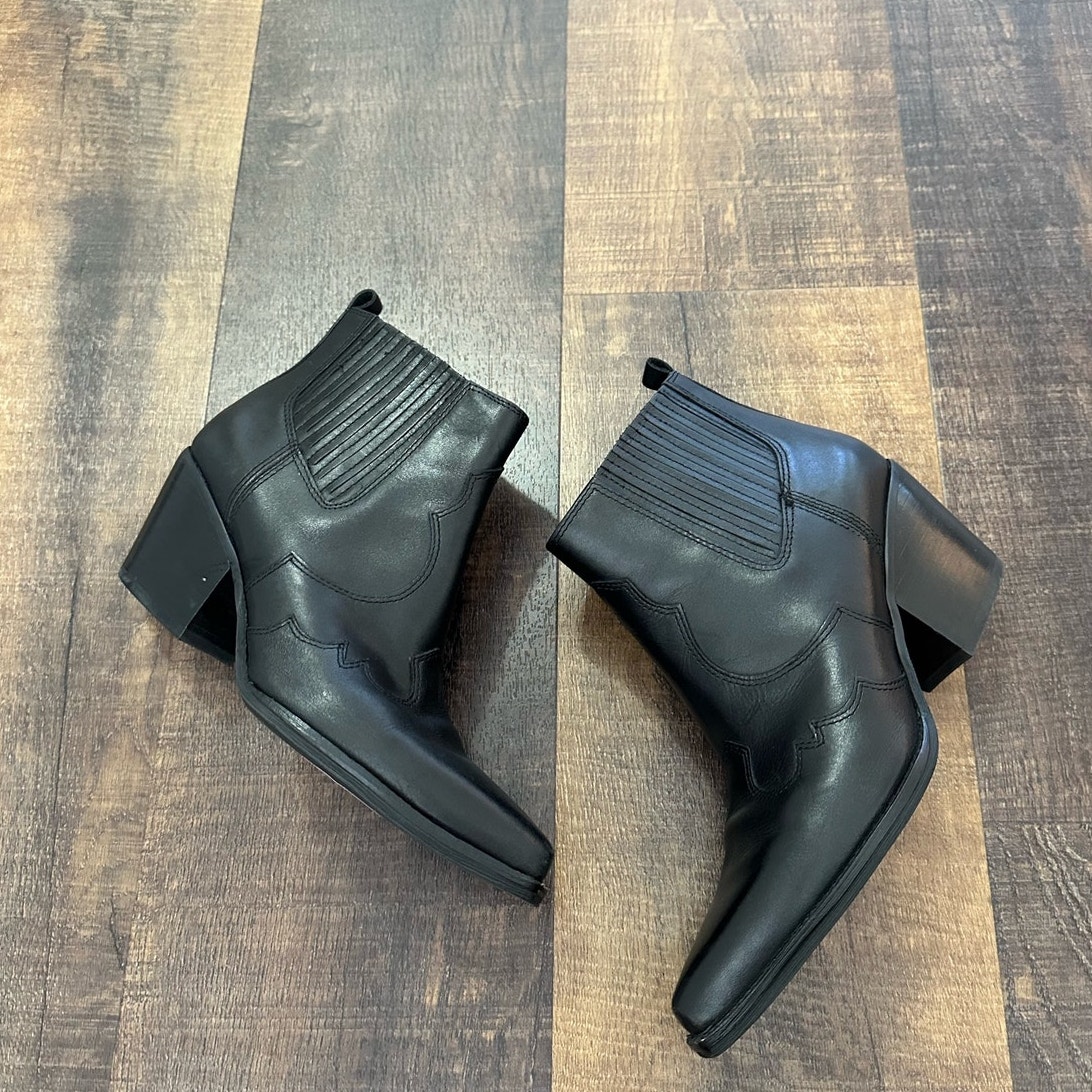 Sam Edelman Black Winona Western Bootie Size 6.5