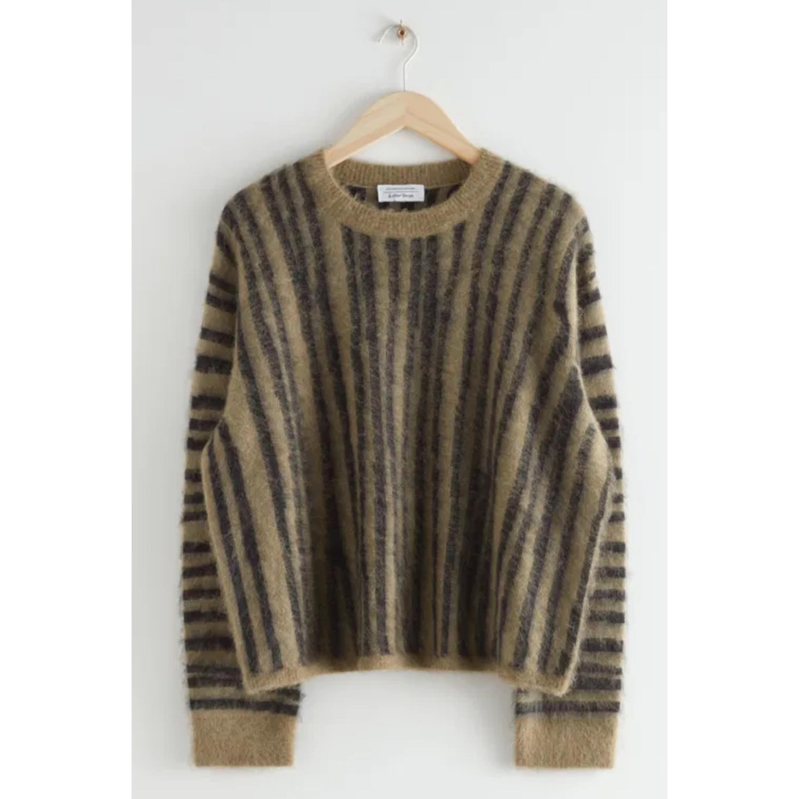 & Other Stories Women's Crew Neck Long Sleeves Fuzzy Knit Sweater Size XS