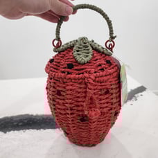 New Viral Taylor Madison Strawberry Fruit Wicker Basket Novety Storage Bag Purse