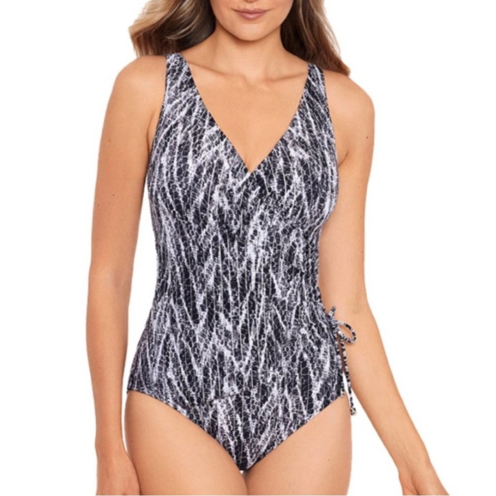 Miraclesuit Chevron Python Eclat One Piece Swimsuit Size 16