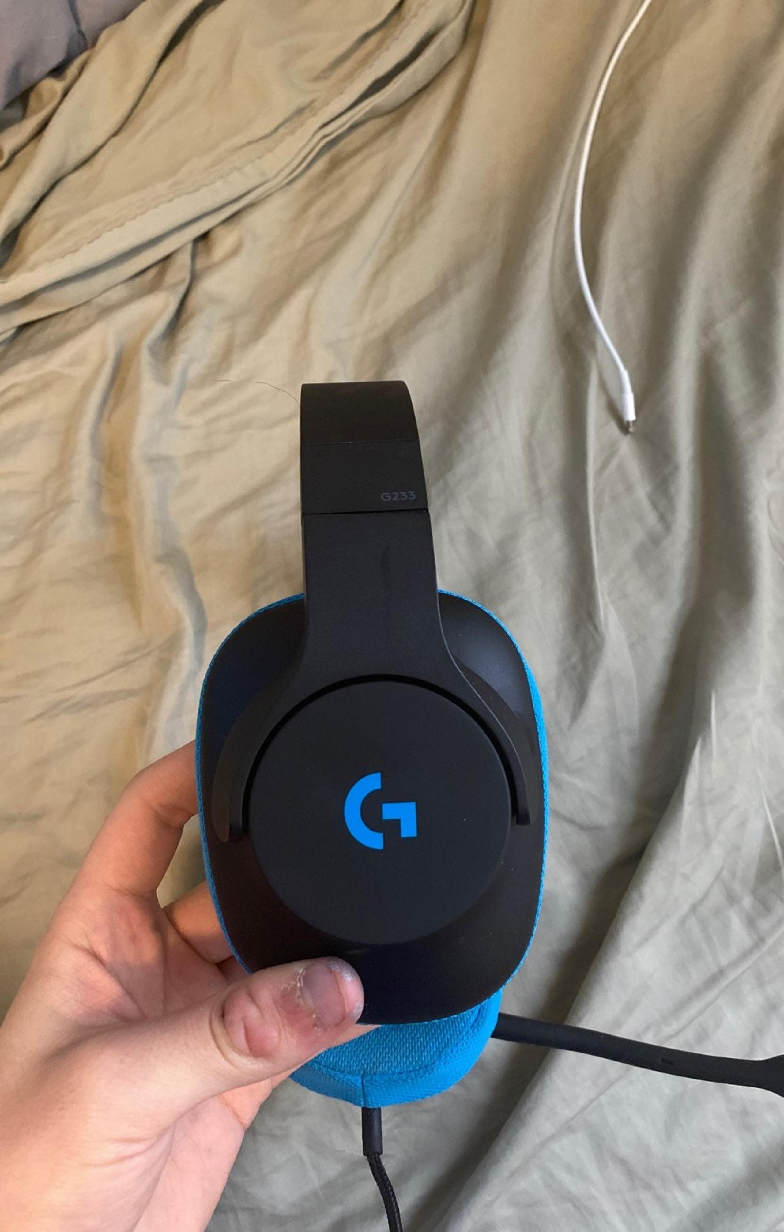 Logitech g233 gaming headset