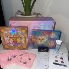 Oden’s Eye palettes plus luxury samples
