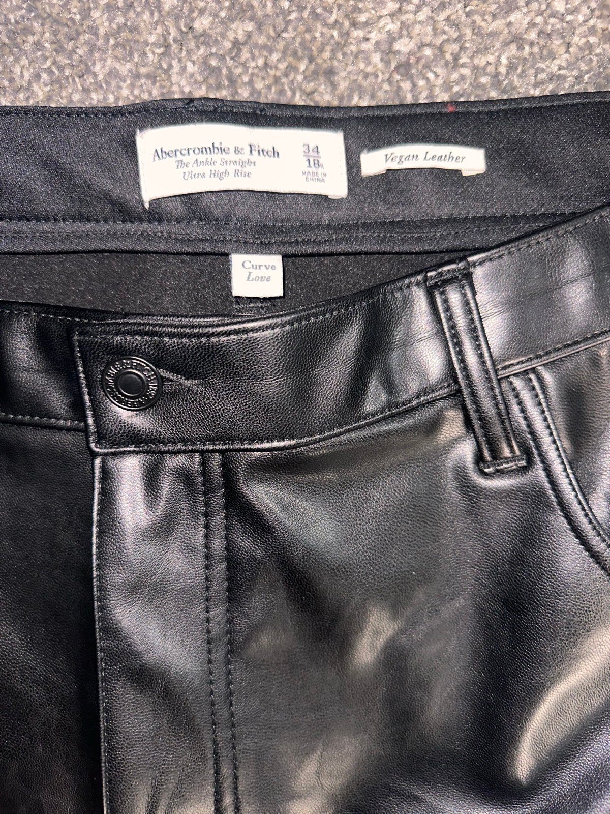 Abercrombie & Fitch Black Vegan Leather Ultra High Rise Curve Love