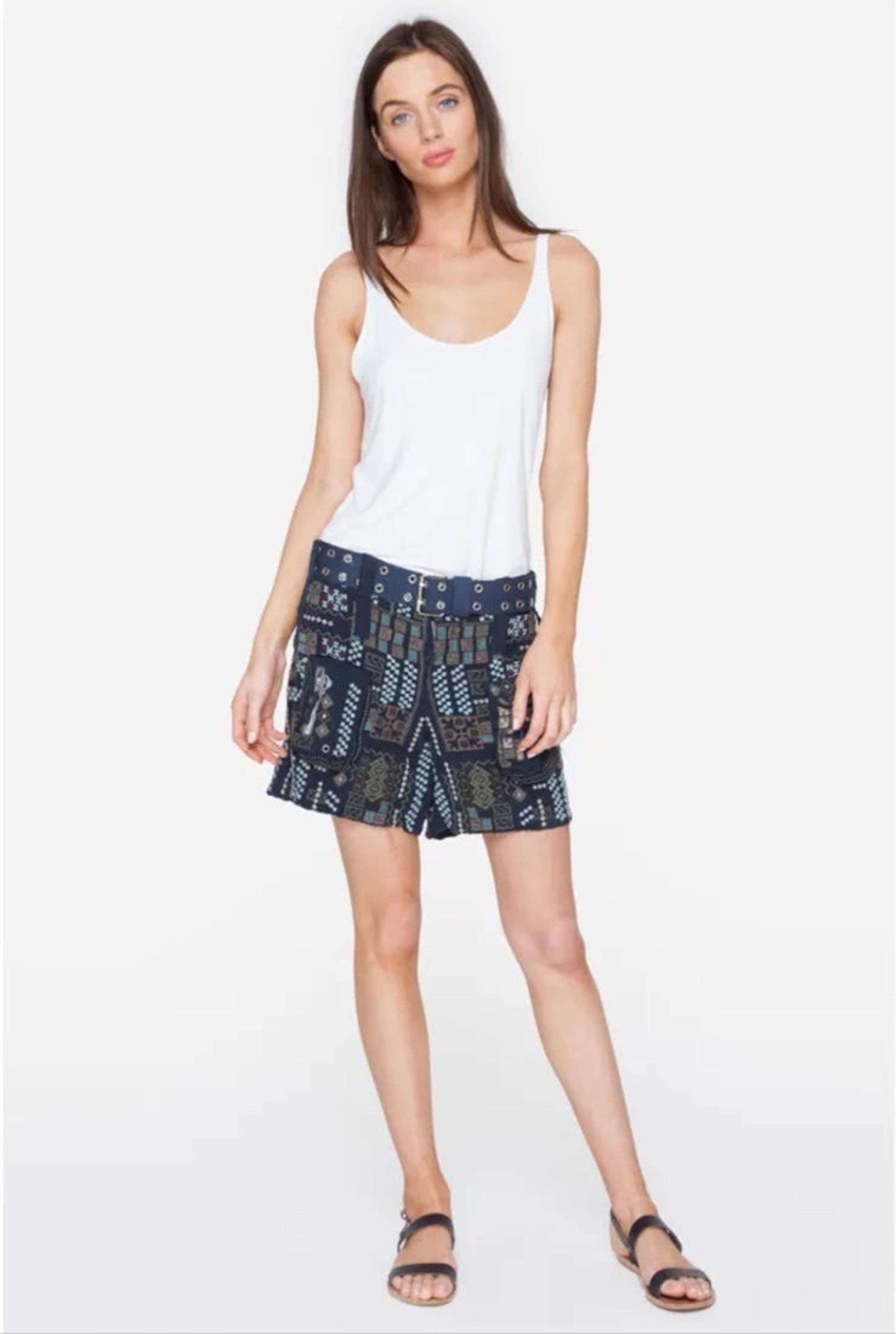 NWT Johnny Was Draper Embroidered Shorts