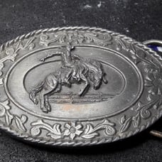 siskiyou 1985 sw-8 cowboy belt buckle