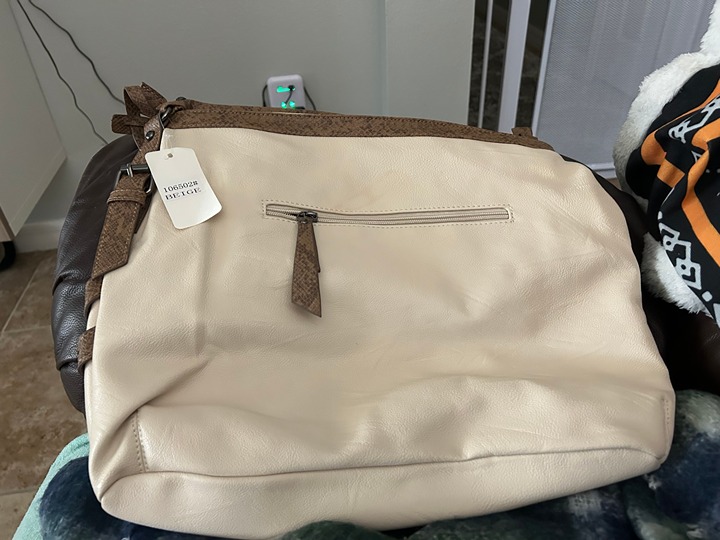 Scarleton Large Hobo Bag. Ivory. Brand New