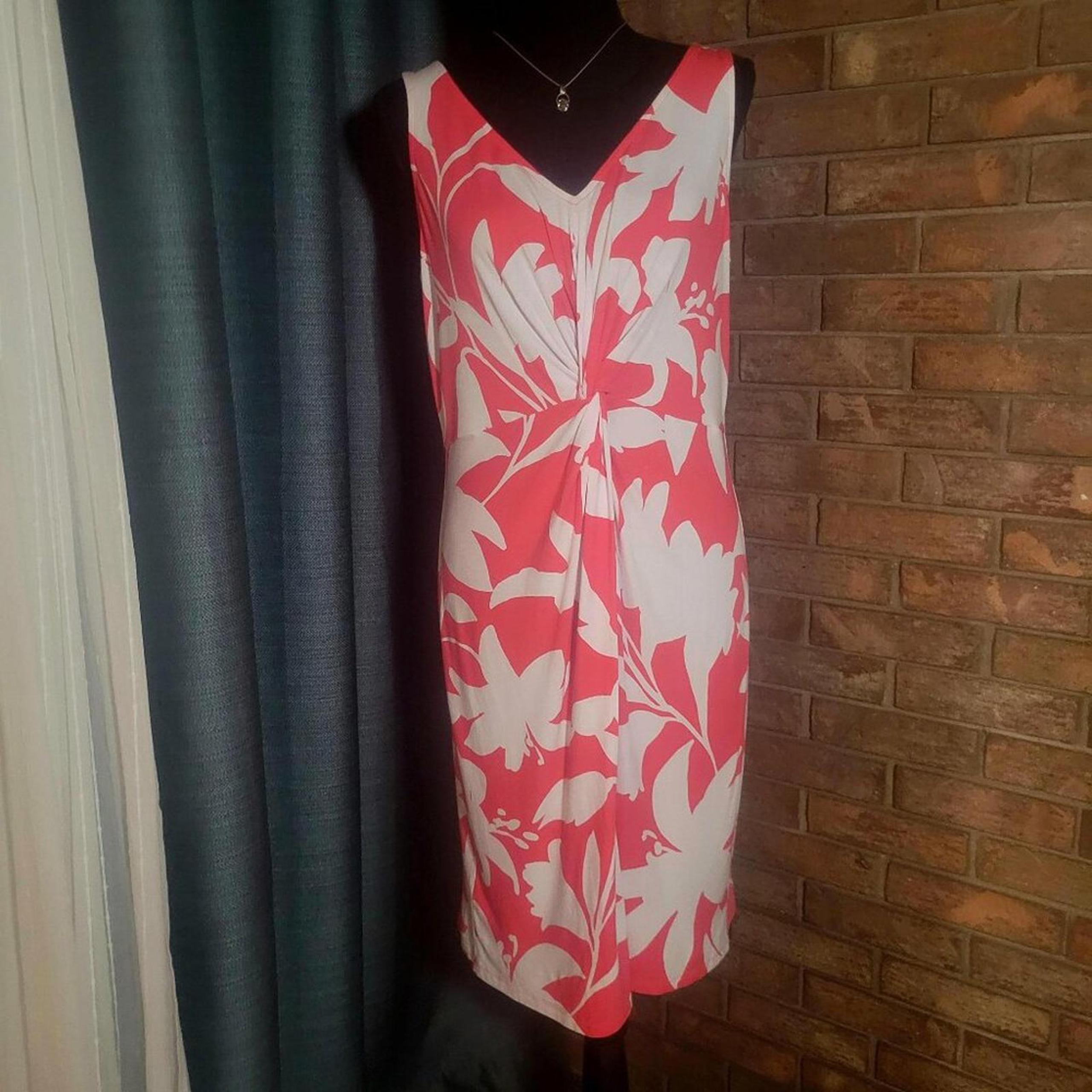 Tommy Bahama Pink/Coral Hibiscus Floral Sleeveless V-Neck Midi Dress - Size L
