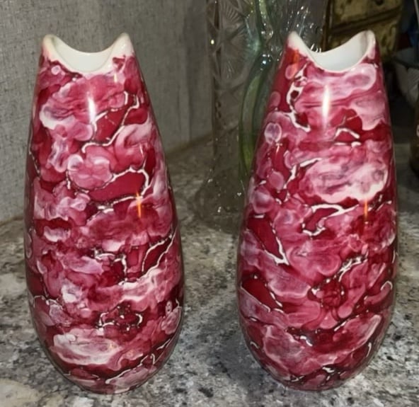 Set of 2 Vintage McCoy Pottery Red Marble Glaze Vase Elliptical Opening MCM