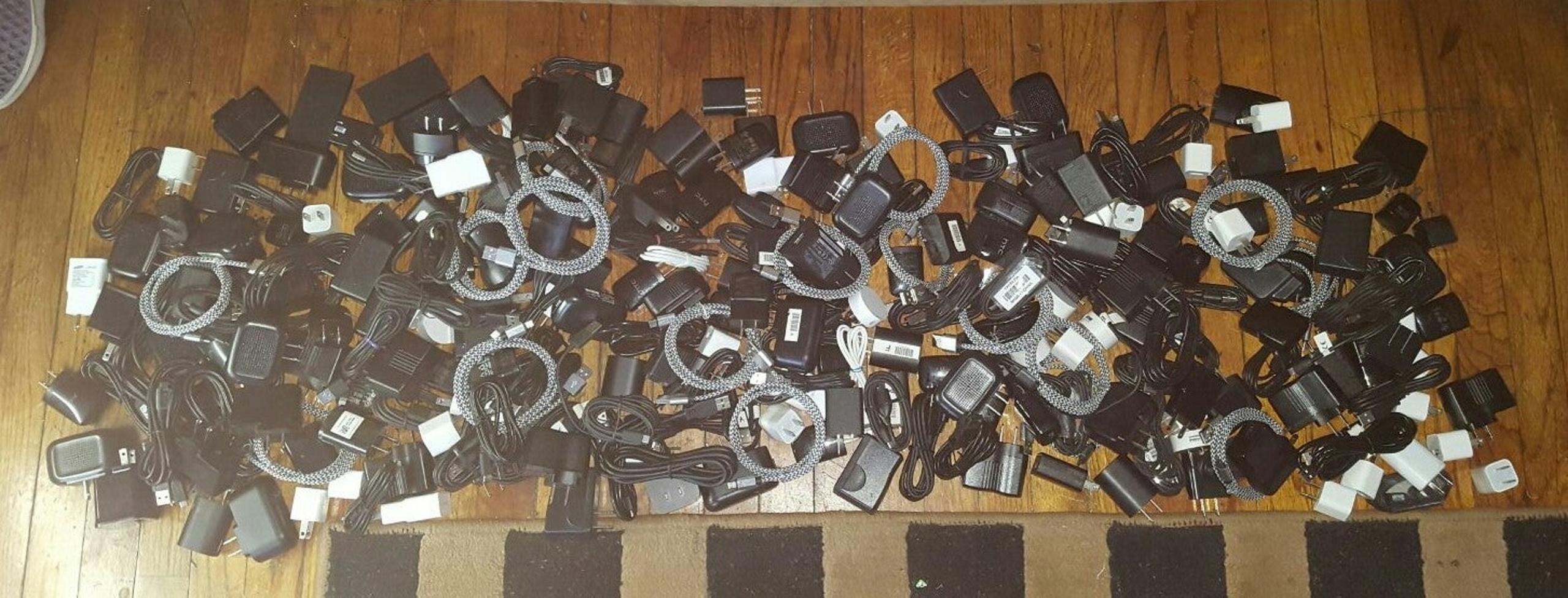 Wholesale lot of mixed OEM Android sync