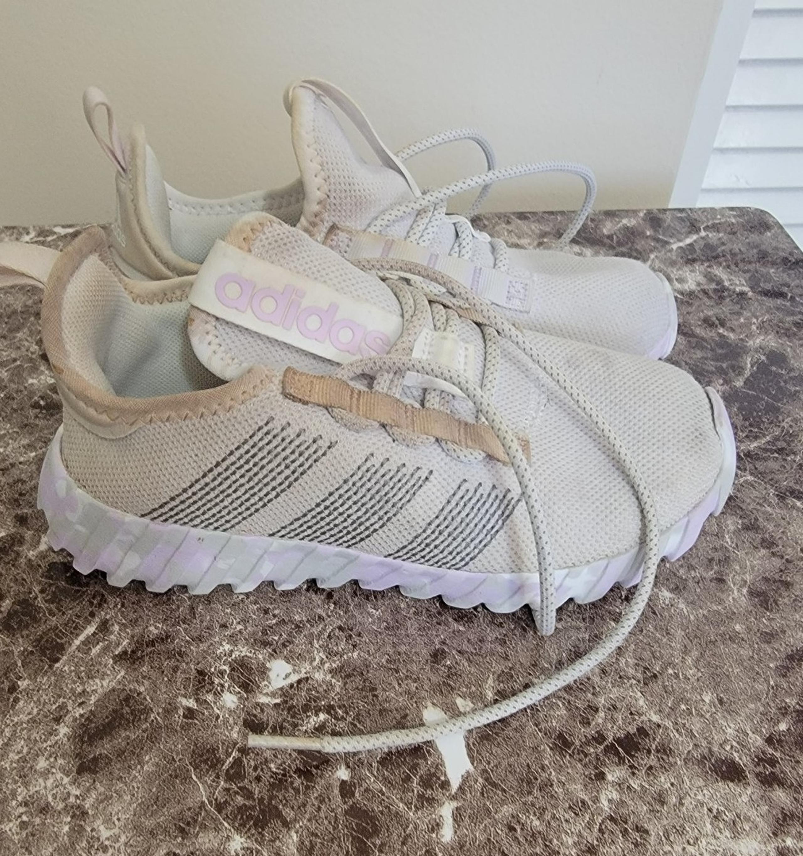 sneakers kids girls children women's size 3 shoes - Adidas