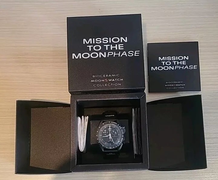 SNOOPY X OMEGA x Swatch Bioceramic Black Watches