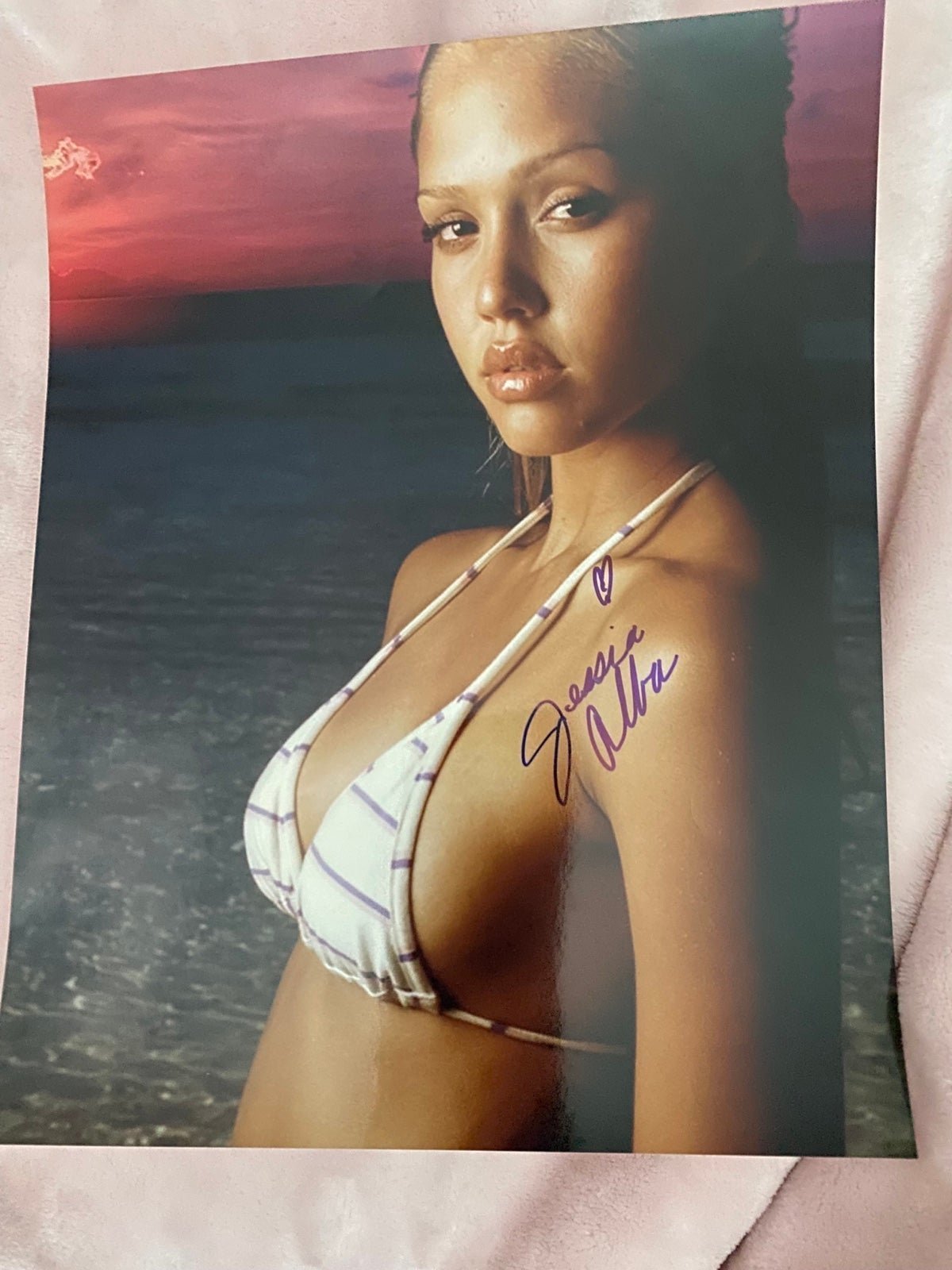 Jessica Alba 8 x 10 signed photo
