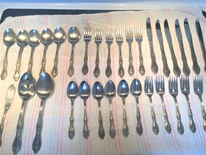 WM. R Huntington Deluxe Oneida Flatware