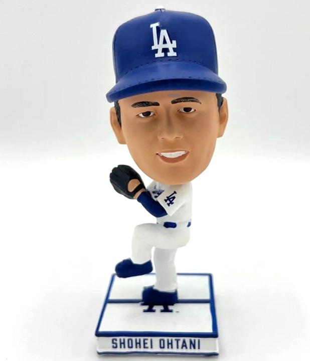 Foco【10,000 Limited】Shohei Ohtani LA Dodgers Bobblehead 4.5 inch Pitcher White