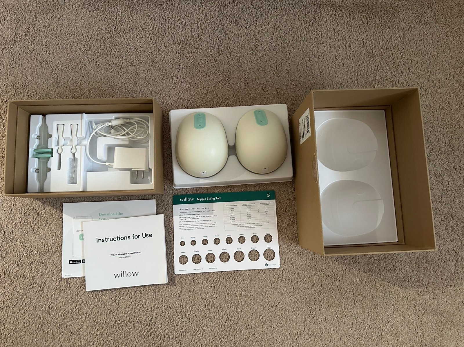 Willow Wearable Breast Pump 3.0, Hands Free Pump with Container Set