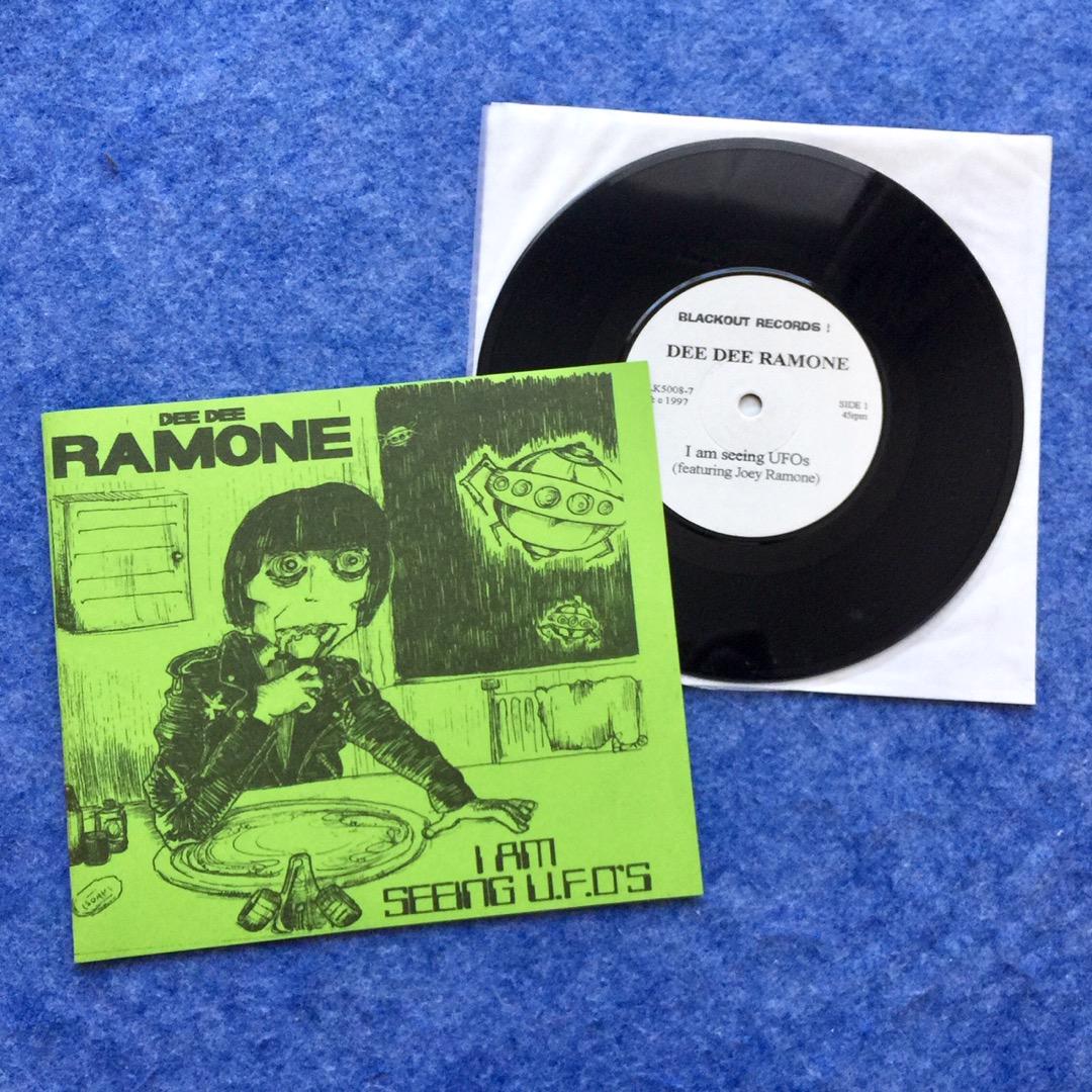 Dee Dee Ramone – I Am Seeing U.F.O's – Vinyl (7