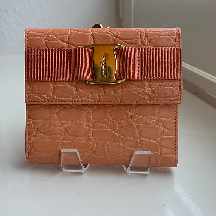 Salvatore Ferragamo Bifold Wallet Vala Ribbon Compact Coral Color/Peach
