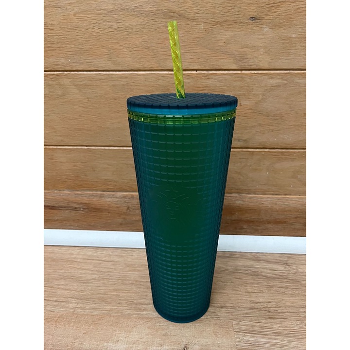 VHTF NEW 2022 Starbucks Green Soft Grid Venti Tumbler