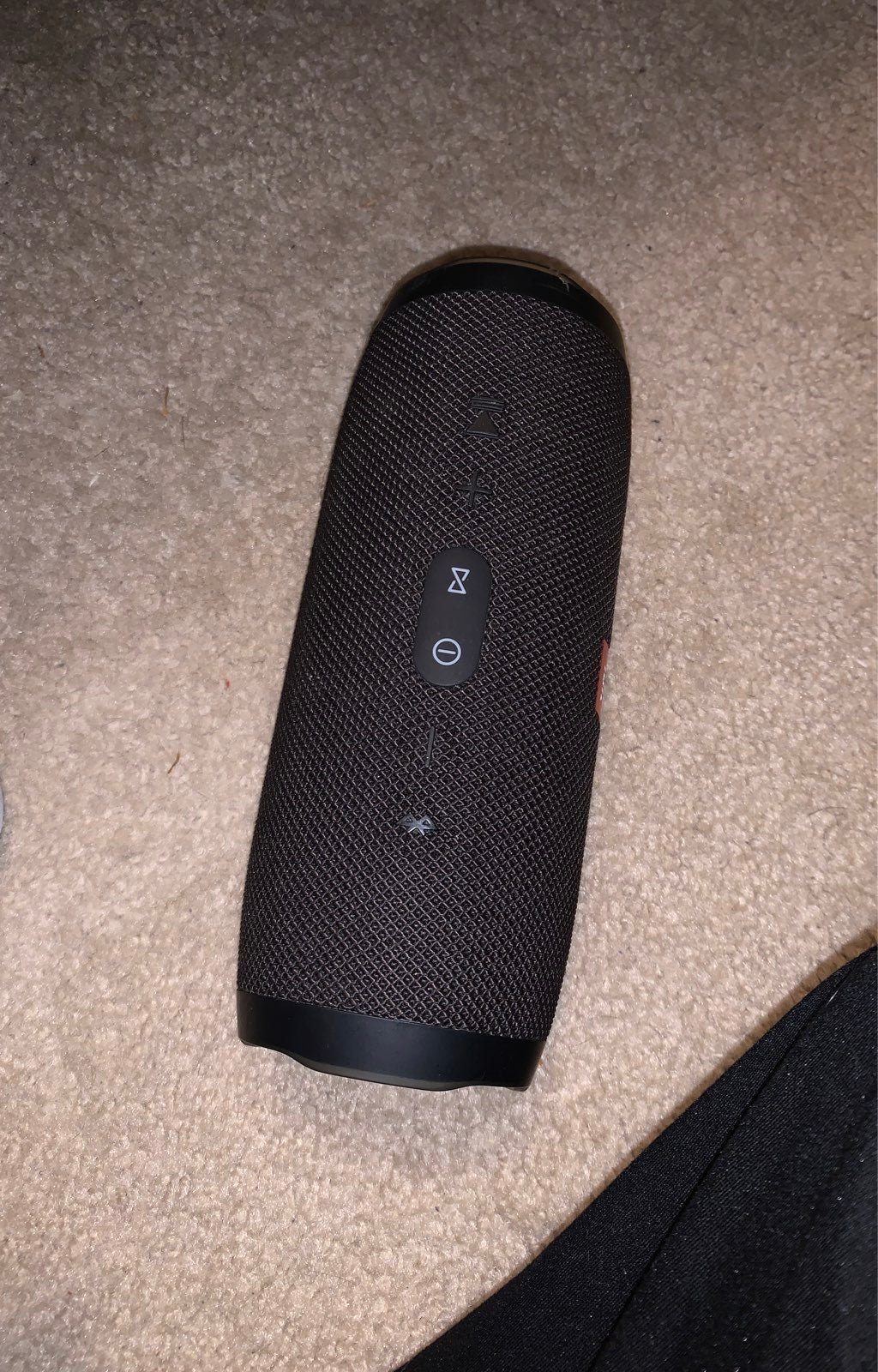 Jbl charge 3 bluetooth speaker